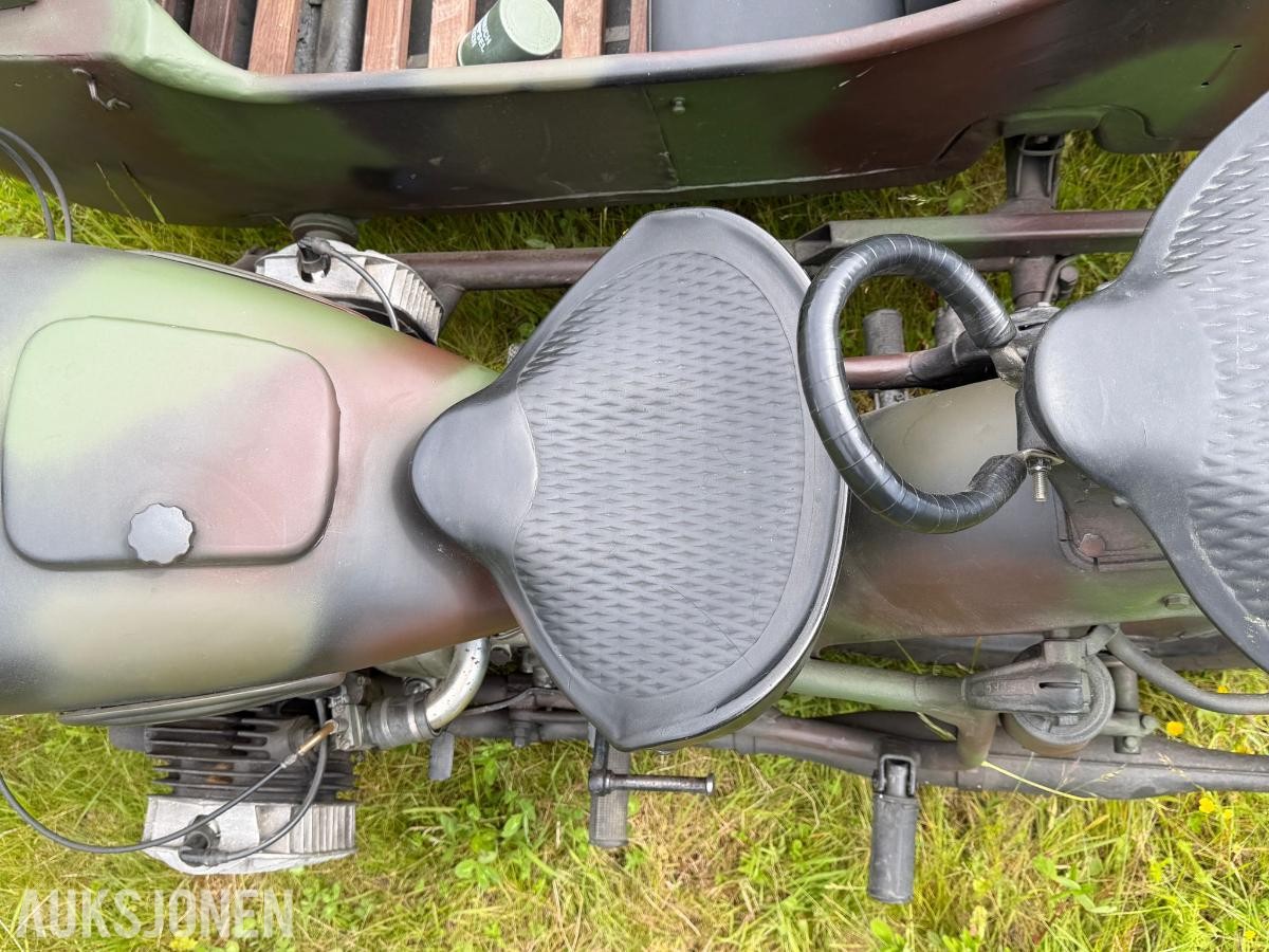 1966 KMZ K-750 - WWII-replika med sidevogn
